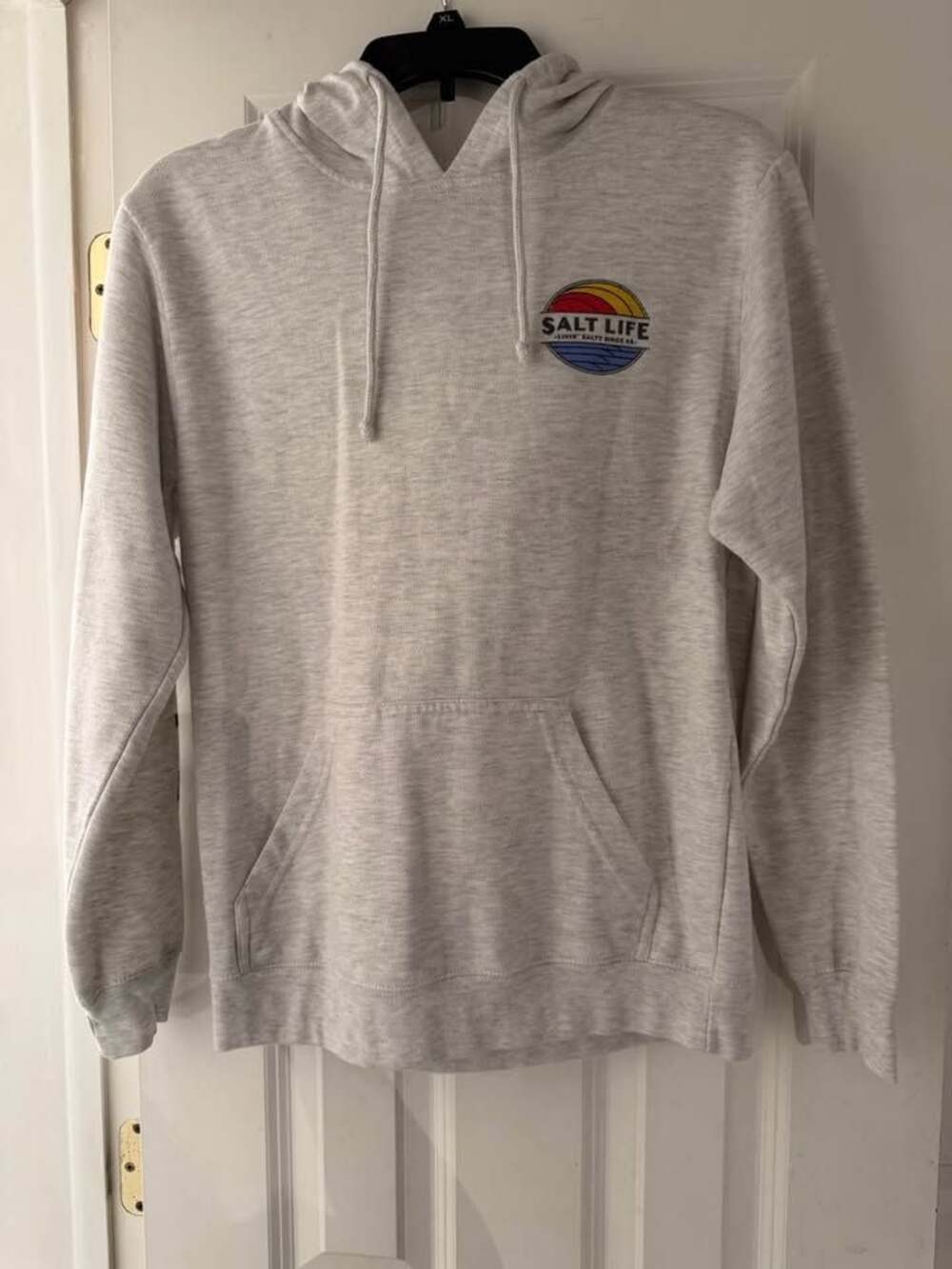 Salt Life Hoodie . Lightweight fleece with kangaroo pocket. Sz Small EXC cond